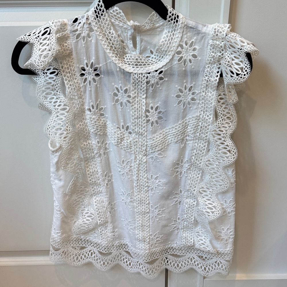 Vici White Eyelet Lace Ruffled Sleeve Blouse
